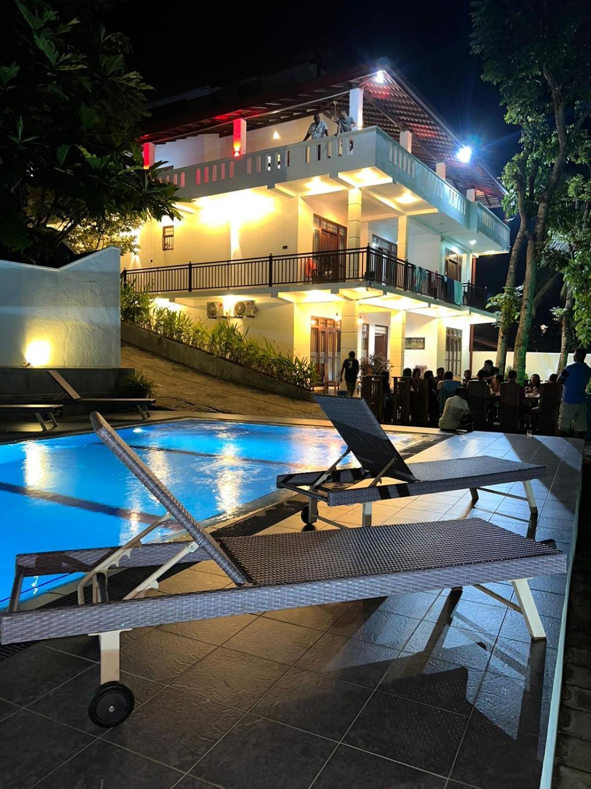 The Green Lagoon Villa Хиккадува Экстерьер фото
