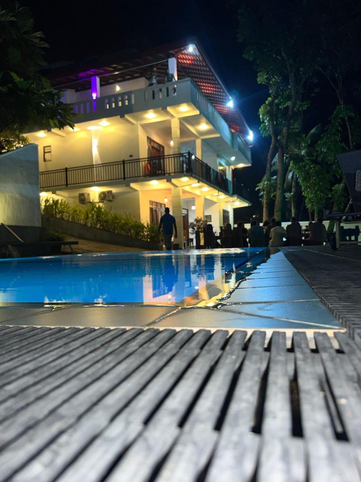 The Green Lagoon Villa Хиккадува Экстерьер фото